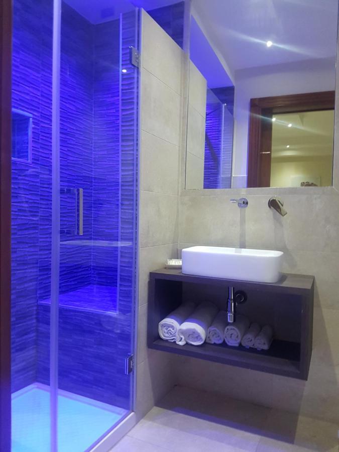 Hotel Mirage Varcaturo Esterno foto