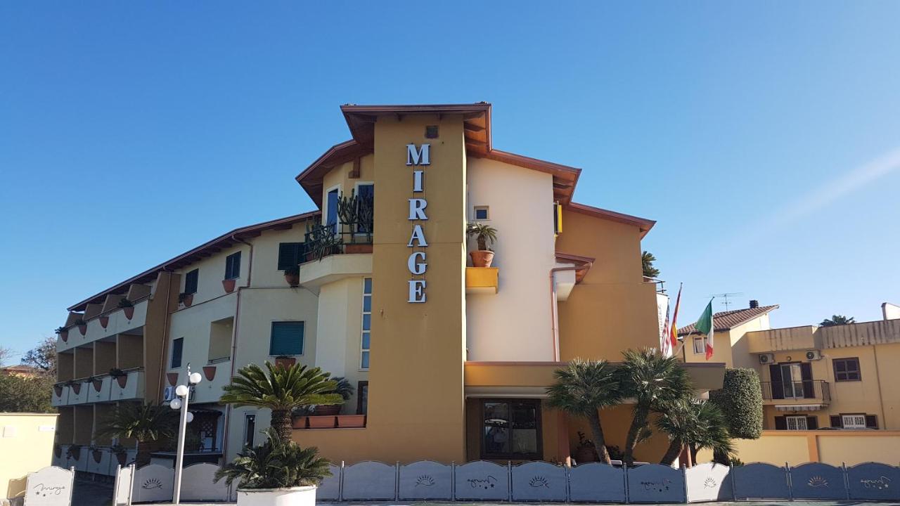 Hotel Mirage Varcaturo Esterno foto